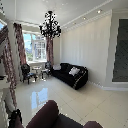 Plato De Arcadia Apartment Odesa